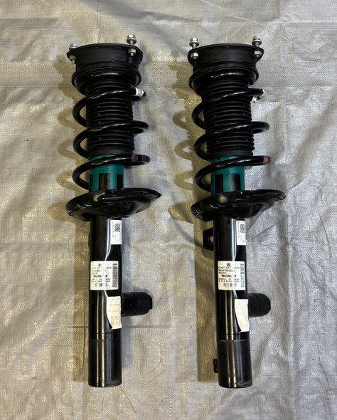 2022-2025 Volkswagen MK8 Golf R OEM Front And Rear Struts / Shocks / Springs / Set of 4/ 19K M8R01