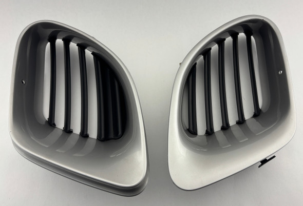 2000-2002 Porsche 986 Boxster Rear Quarter Panel Vents / Pair / Arctic Silver Metallic  BX069