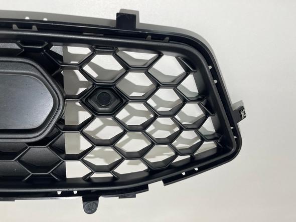 2017-2021 Alfa Romeo Giulia Sport Passenger Front Lower Grille Panel /   AG006