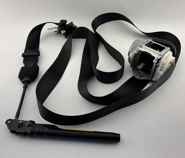 2017-2021 Alfa Romeo Giulia Passenger Front Seat Belt Pretensioner / Black /   AG006