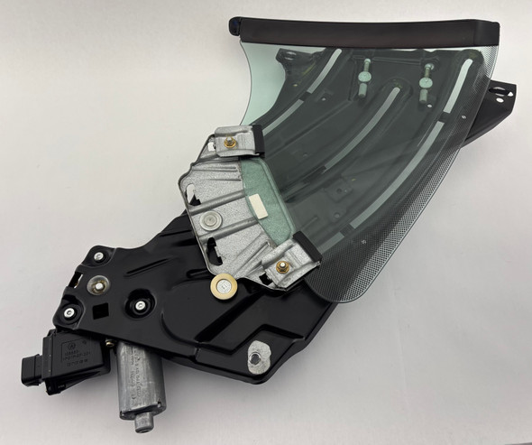 1999-2004 Porsche 996 911 Cabriolet Passenger Rear Window Regulator w/ Motor /   P6020