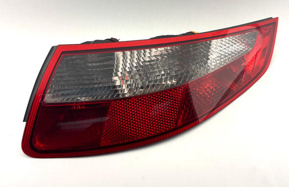 2005-2008 Porsche 997 911 Carrera Passenger Tail Light /   P7009