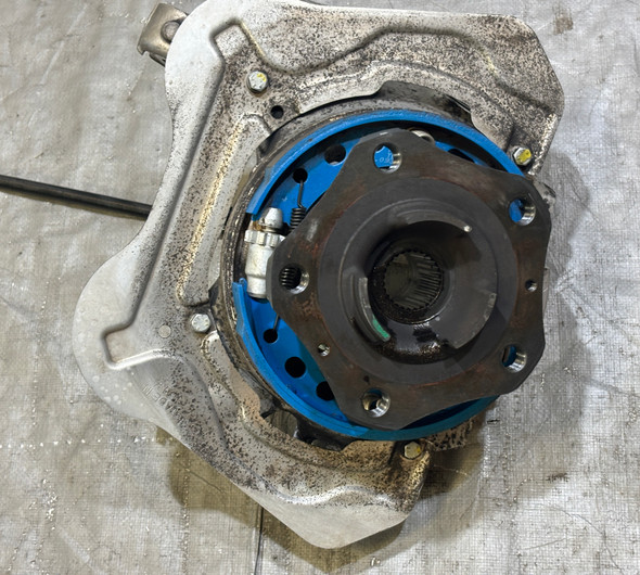 2005-2012 Porsche 997 911 Carrera OEM Rear Knuckles / Hubs / Pair / 104k / P7009