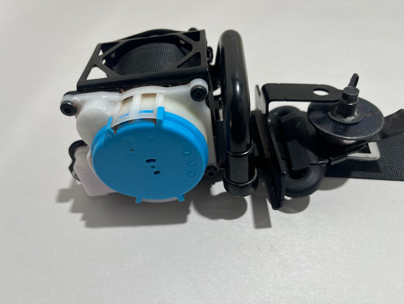 2016-2023 Mazda Mx5 Miata Driver Seat Belt Pretensioner  /   ND052