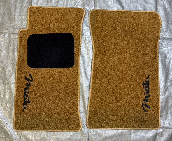 1990-1997 Mazda Miata Tan Carpet Floor Mats / Pair / USED /   NA117