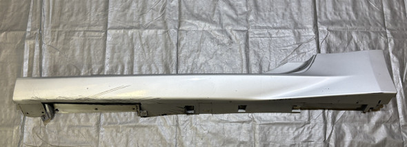 2009-2020 Nissan 370Z Driver Side Skirt Panel  / Brilliant Silver Metallic  7Z024