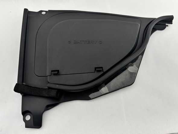 2009-2020 Nissan 370Z Battery Cover Trim Panel / 98K 7Z024