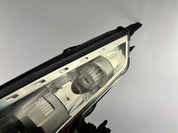 2009-2017 Nissan 370Z Driver Side Xenon HID Headlight / OEM /   7Z024