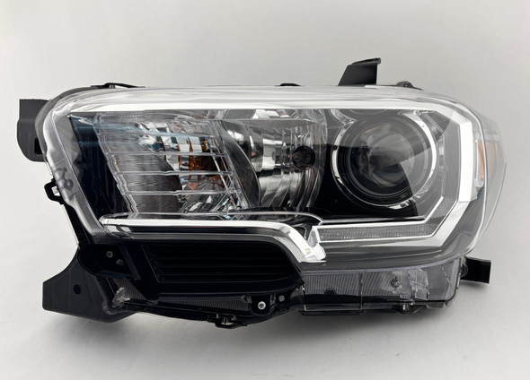2016-2019 Toyota Tacoma TRD Sport OEM Driver Side Halogen Headlight w/ LED DRL /   TC005