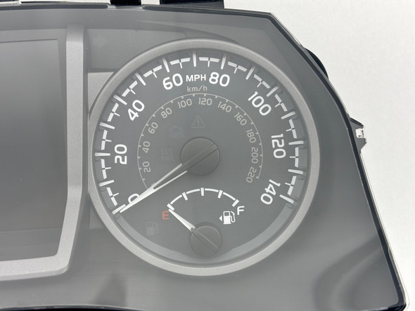 2016-2017 Toyota Tacoma TRD Sport 3.5l V6 OEM Instrument Gauge Cluster / 83800-04F00 / 84K TC005