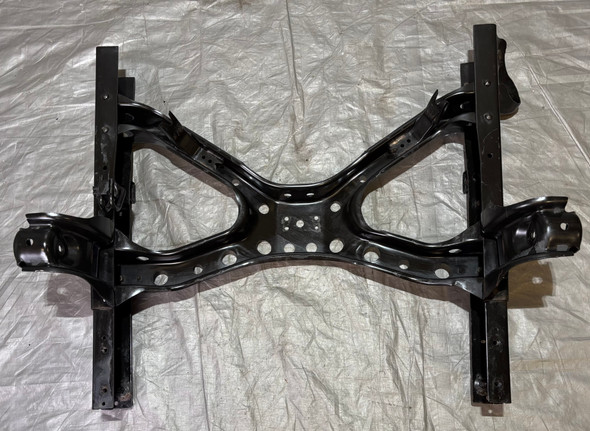 2016-2023 Toyota Tacoma Access Cab 6' Bed Rear Frame Rail Cut /   TC005