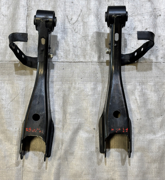 2013-2020 Scion FRS / Subaru BRZ / Toyota 86 OEM Rear Control Arm Set /   FB054