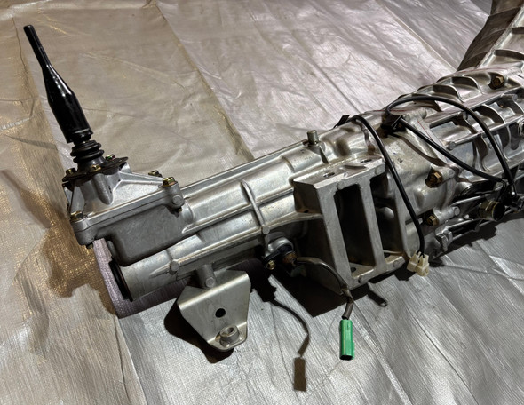 1999-2005 Mazda Miata 6 Speed Manual Transmission *LEAKS* /  NB278