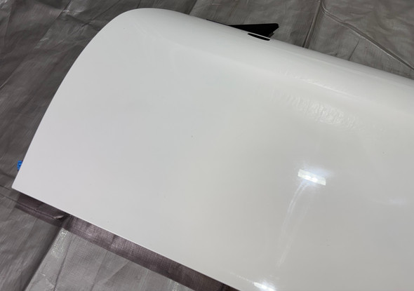 2013-2016 Porsche 981 Boxster / Cayman Driver Door Assembly / White  BC207