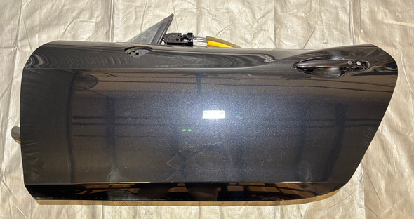 2017-2020 Fiat 124 Spider Driver Side Door Assembly  / Nero Cinema  FD033