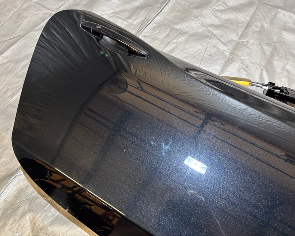 2017-2020 Fiat 124 Spider Passenger Side Door Assembly  / Nero Cinema  FD033