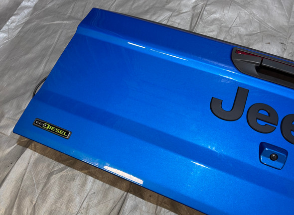 2020-2024 Jeep Gladiator JT OEM Rear Truck Bed Tailgate Panel w/ Handle / Camera / Hydro Blue Pearl  JT005