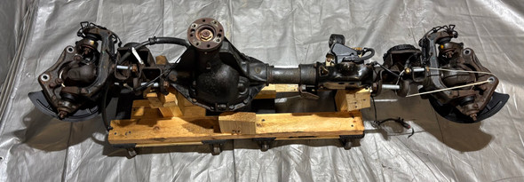 2020-2024 Jeep Gladiator TJ Sport Dana M210 Front Axle Assembly / 3.73 / 74K JT005