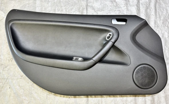2006-2009 Pontiac Solstice Interior Door Panels / Pair / Black Leather / OEM /   PS077