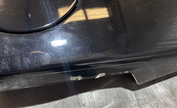 2015-2020 Alfa Romeo 4C Passenger Side Rear Quarter Panel / Black  AR401