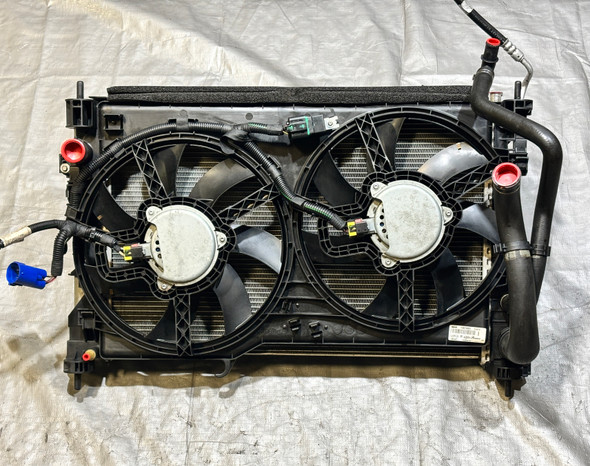 2015-2020 Alfa Romeo 4C OEM Radiator Assembly w/ Cooling Fan / 43K AR401