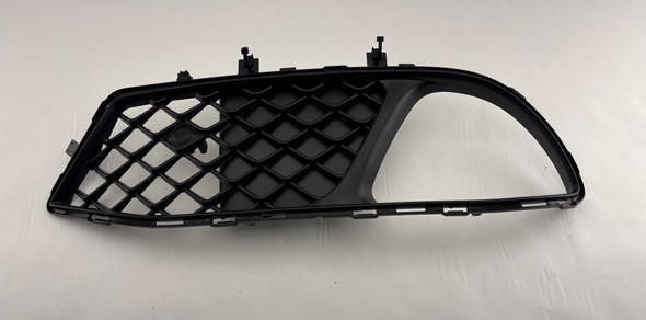 2017-2024 Alfa Romeo Giulia Quadrifoglio Driver Side Front Bumper Grille Trim /   AG007