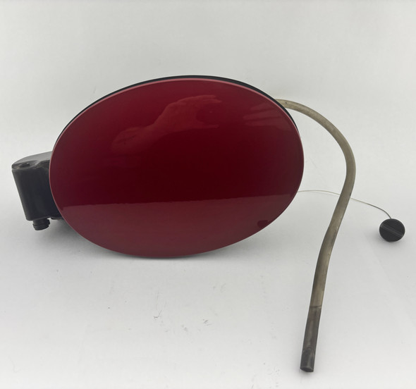 2017-2021 Alfa Romeo Giulia Fuel Door w/ Release Cable / Rosso Competizione   AG007