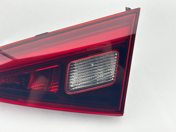 2017-2022 Alfa Romeo Giulia Passenger Inside Tail Light  /   AG007