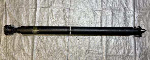 2017-2024 Alfa Romeo Giulia Quadrifoglio 2.9l OEM Drive Shaft Assembly w/ U Joints / 76K AG007