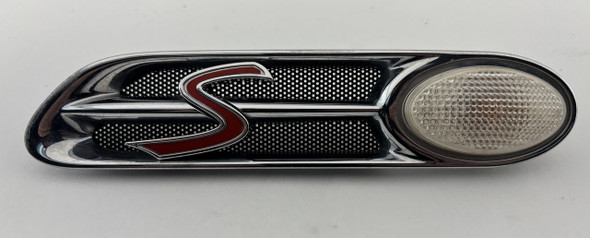 2002-2006 Mini Cooper S R53 R52 Fender Vent Trims / Side Marker lights / Pair /   R1033