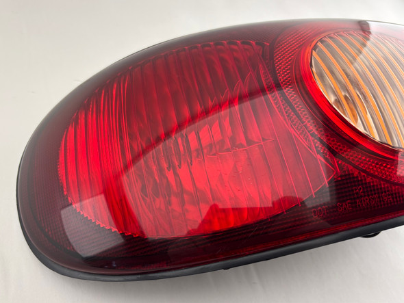 1999-2000 Mazda Miata Driver Tail Light  /   NB281