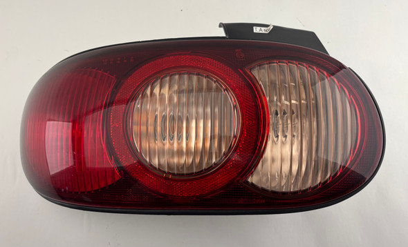 1999-2000 Mazda Miata Driver Tail Light  /   NB281