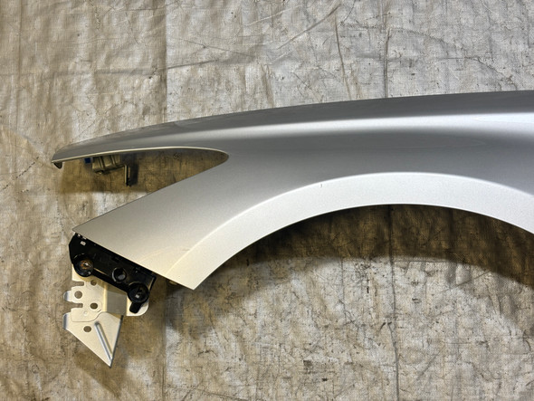 2017-2020 Infiniti Q60 Driver Side Fender Panel / Liquid Platinum IQ606
