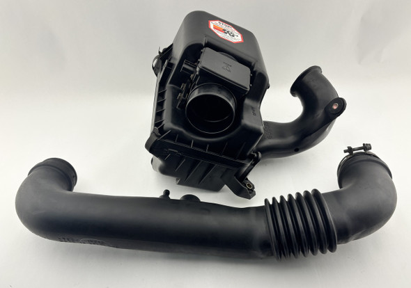 1999-2000 Mazda Miata Air Intake w/ MAF  / 132K NB282