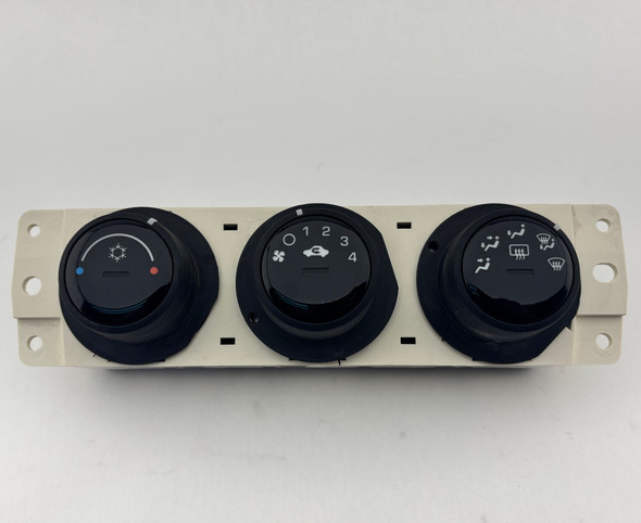 2007-2010 Saturn Sky Climate Control AC Knobs / 15885077 /   PS073