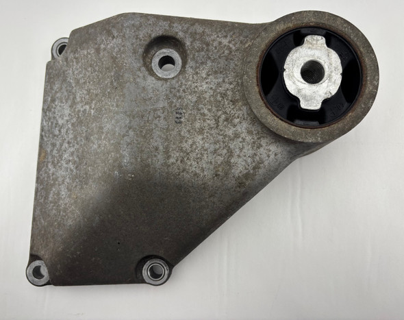 2006-2007 Pontiac Solstice Differential Mounting Bracket /   PS073