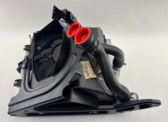 2005-2012 Porsche 997 911 Carrera Driver Side Radiator / Condenser w/ Cooling Fan / 81K P7010