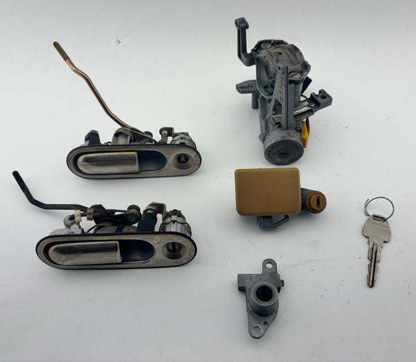 1990-1997 Mazda Miata Ignition Switch w/ Lock Set / Door Handles / Key / Manual /   NA122