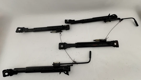 1990-1993 Mazda Miata OEM Seat Rails Sliders / Pair /   NA121
