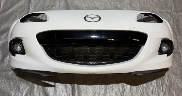 2013-2015 Mazda Mx5 Miata Front Bumper Cover w/ Grille *DAMAGE* /    NC114