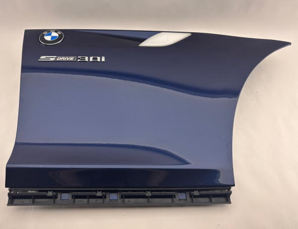 2009-2016 BMW E89 Z4 Passenger Side Fender Panel w/ Trim / Deep Sea Blue Metallic  Z4909