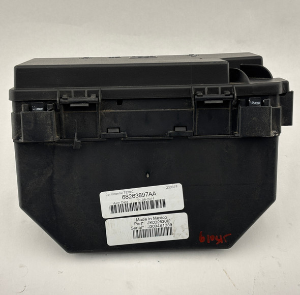 2015 Jeep Wrangler JK TIPM Engine Bay Fuse Relay Box / 68263897aa /   JK019