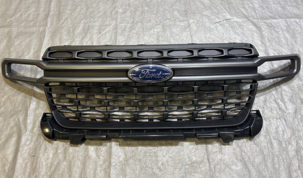 2022-2024 Ford Maverick XLT Front Grille Assembly /   MV006