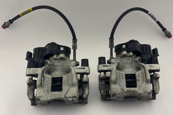2022-2023 Ford Maverick FWD Rear Brake Calipers / Pair / OEM / 23K MV006