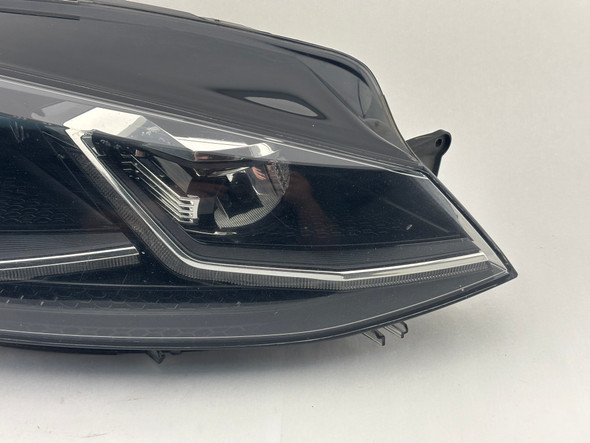 2018-2019 Volkswagen MK7.5 Golf R Passenger Side LED Headlight /   M7R14