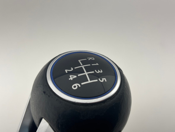2015-2019 Volkswagen MK7 Golf R 6 Speed Manual Shift Knob w/ Trim /   M7R14