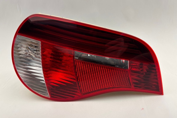 2006-2008 E85 E86 BMW Z4 Driver Side Tail Light  /   Z4066