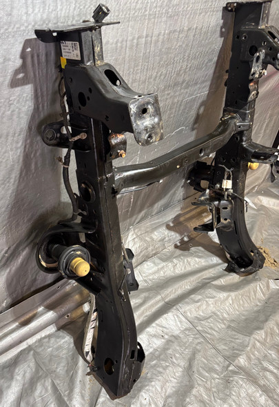 2018-2024 Jeep Wrangler JL 4DR 3.6l Front Frame Rail Cut /   JL015