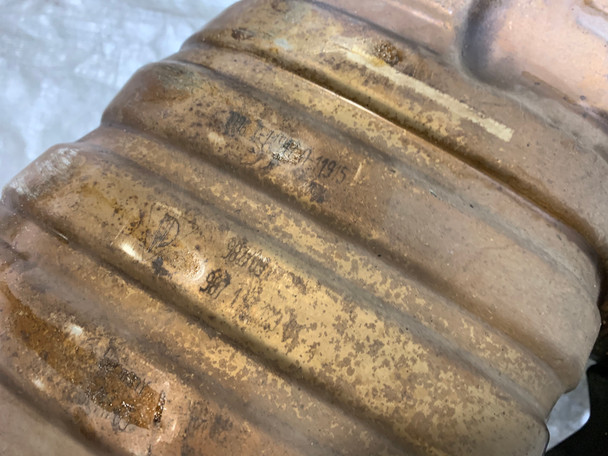 2005-2007 Porsche 987 Boxster S 3.2l Passenger Side Exhaust Muffler / BC009 2005-2007 Porsche 987 Boxster S 3.2l Passenger Side Exhaust Muffler / BC009