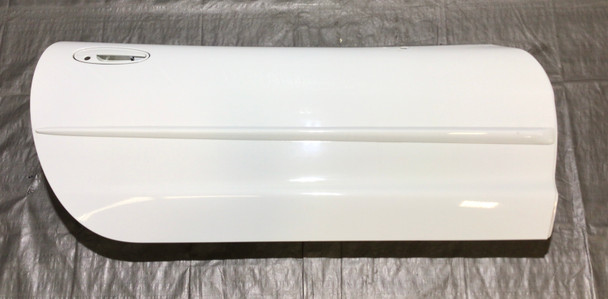 1997-2004 Chevrolet C5 Corvette Passenger Door Assembly / Arctic White   C5018